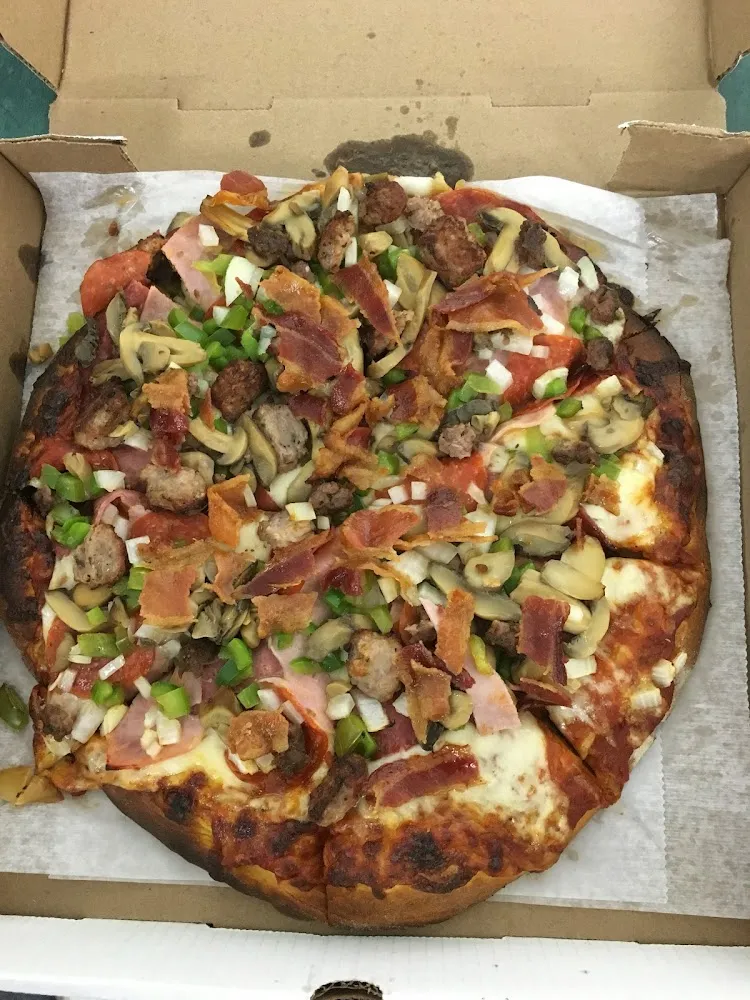 Deluxe Pizza